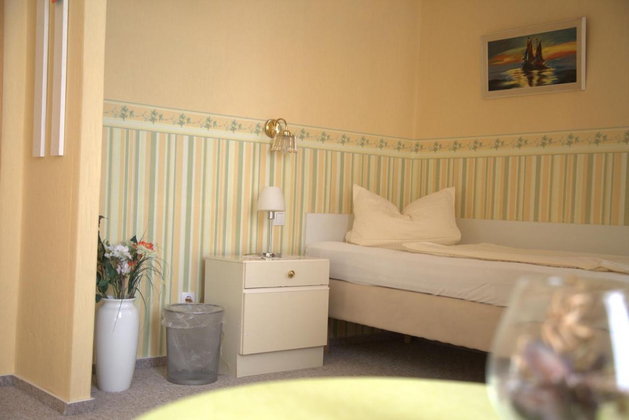 Villa Zur Schoenen Aussicht Bad Salzuflen Dış mekan fotoğraf